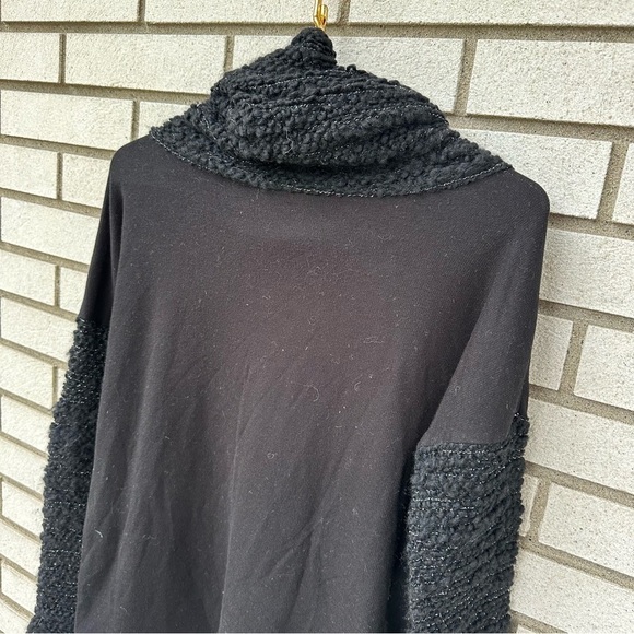 Generation Love Funnel Neck Oversized Sweater XS/S - Picture 9 of 9